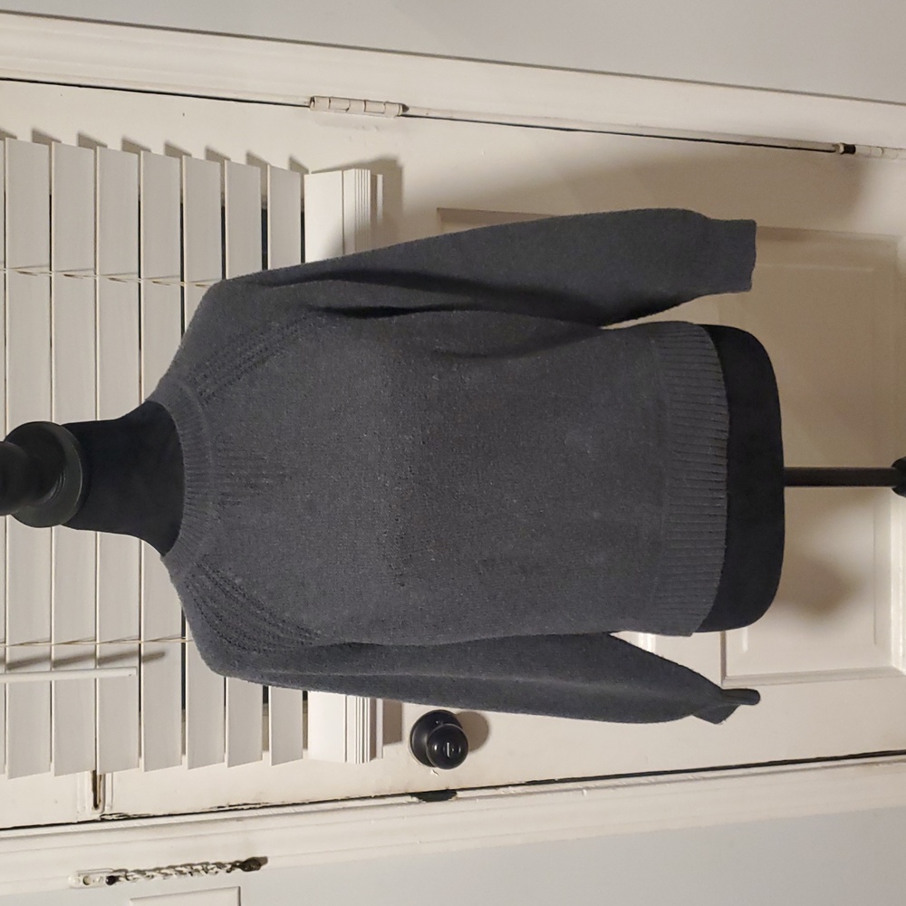 Universal Thread Women's Gray Sweater
